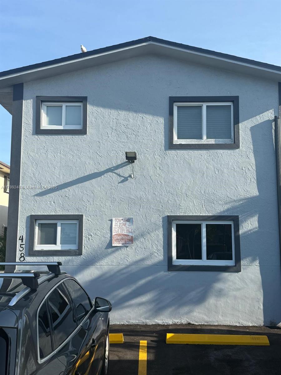 HIALEAH 13TH ADDN AMD PL - Residential Lease