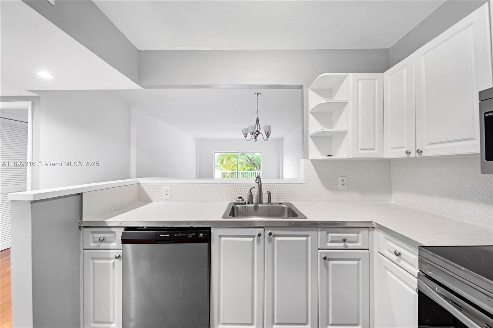 ISLAND PLACE AT NORTH BAY - Residential