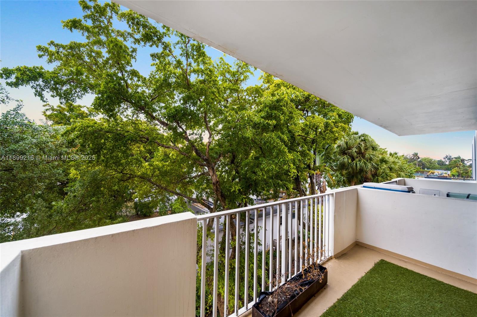 ISLAND PLACE AT NORTH BAY - Residential