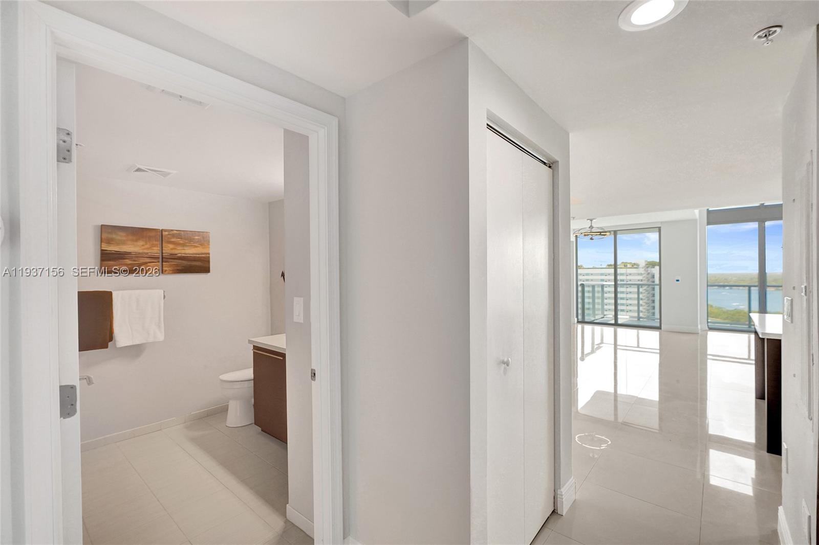 ELOQUENCE ON THE BAY COND - Residential