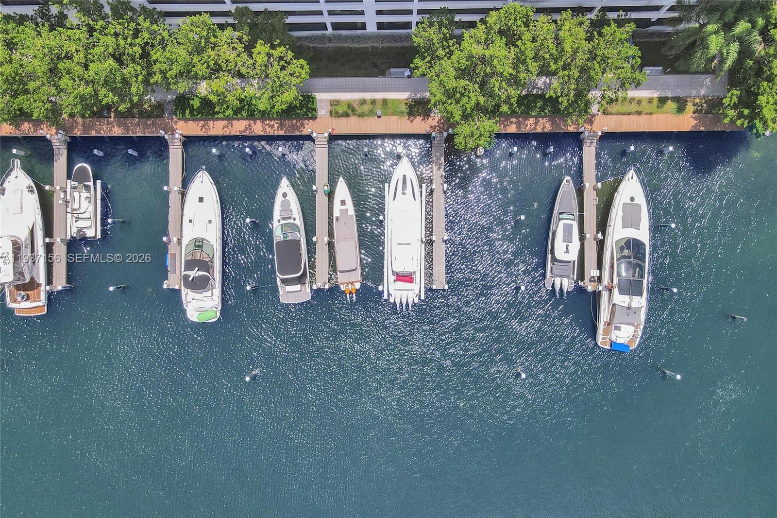 ELOQUENCE ON THE BAY COND - Residential
