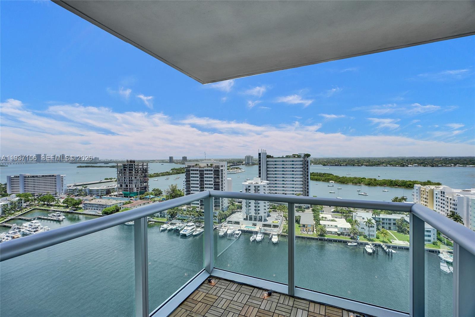 ELOQUENCE ON THE BAY COND - Residential