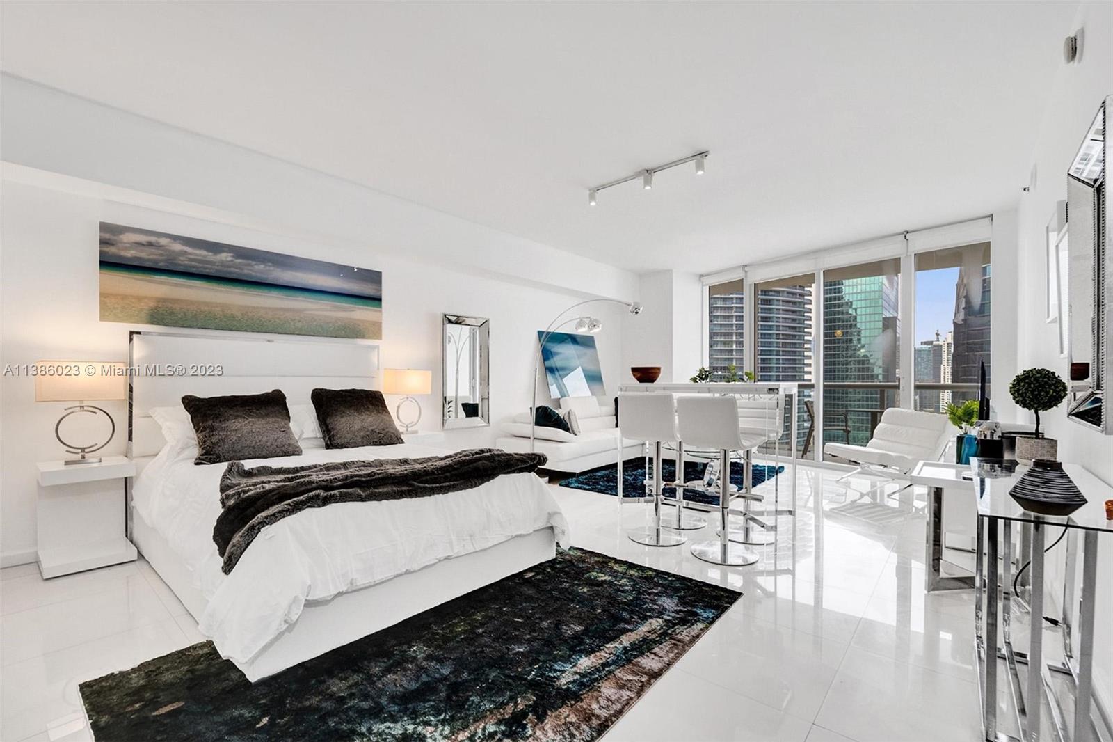 ICONBRICKELL CONDO NO 1 - Residential Lease