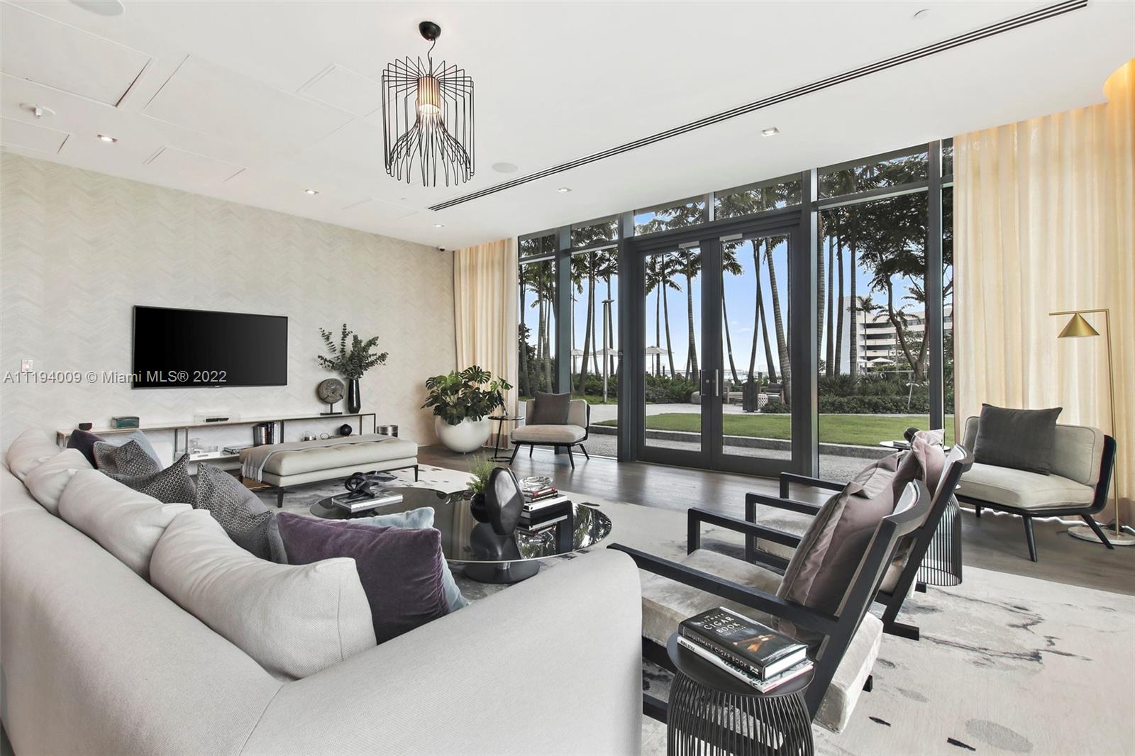 GRAN PARAISO CONDO - Residential Lease