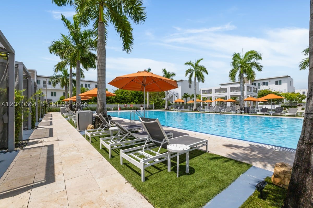 LANDMARK AT DORAL - Residential