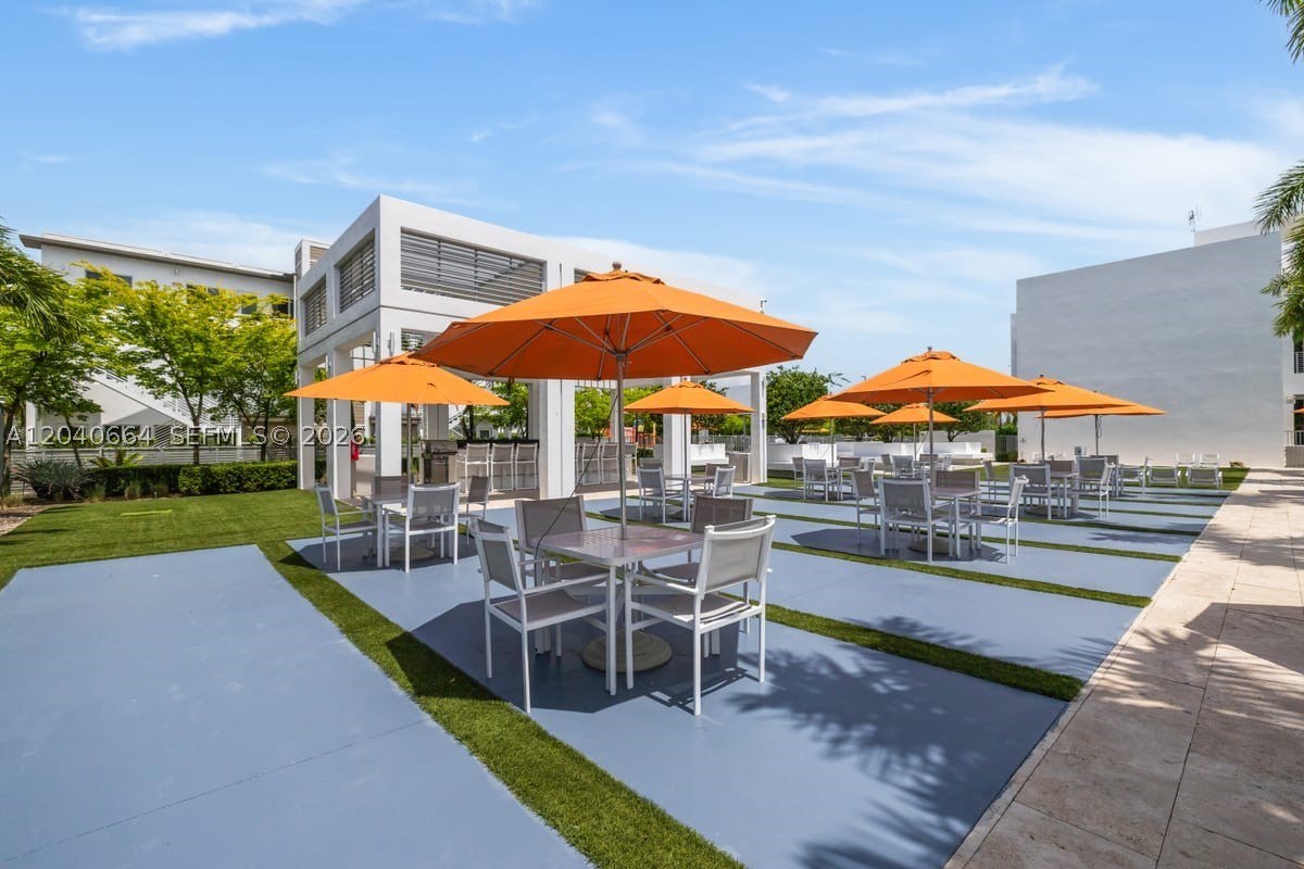 LANDMARK AT DORAL - Residential