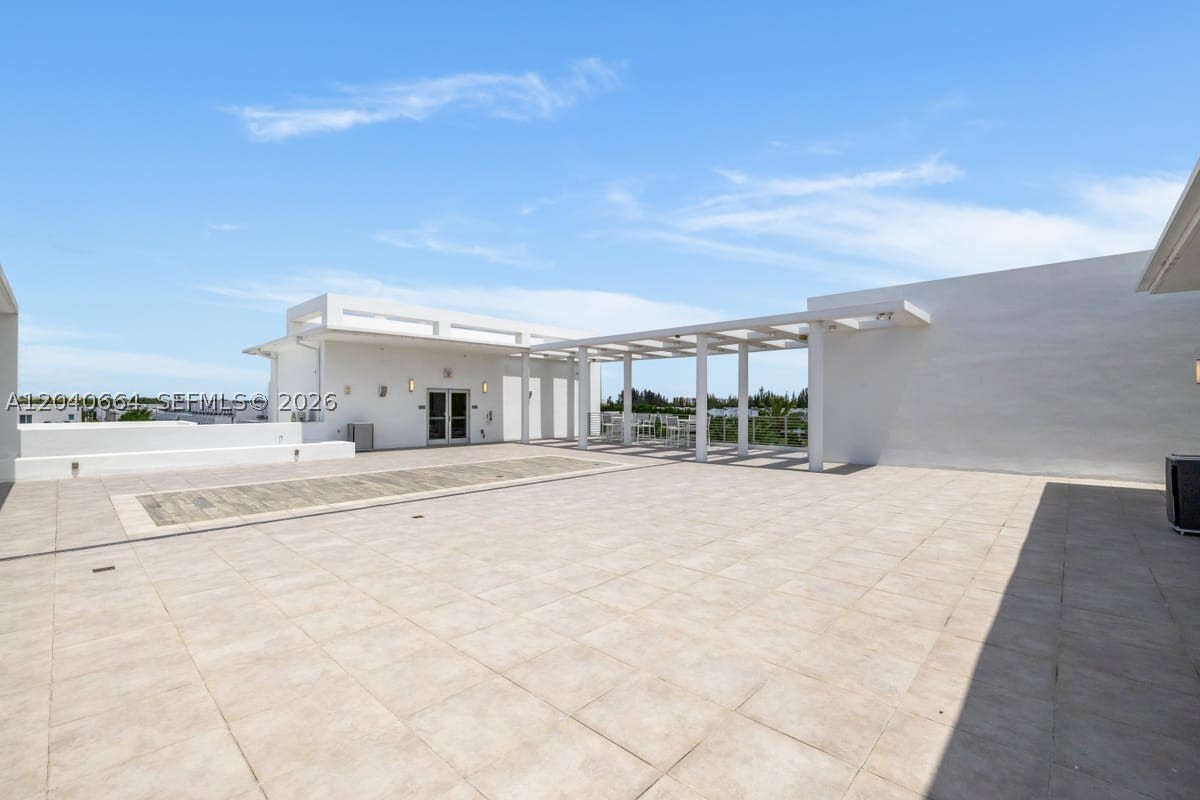 LANDMARK AT DORAL - Residential