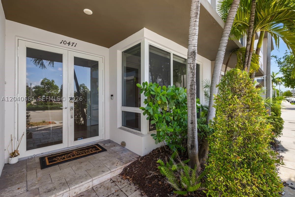 LANDMARK AT DORAL - Residential