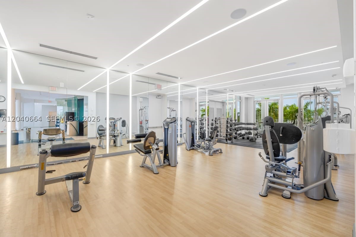 LANDMARK AT DORAL - Residential