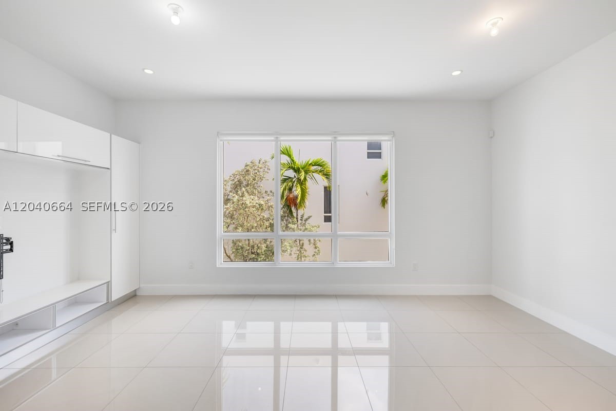 LANDMARK AT DORAL - Residential