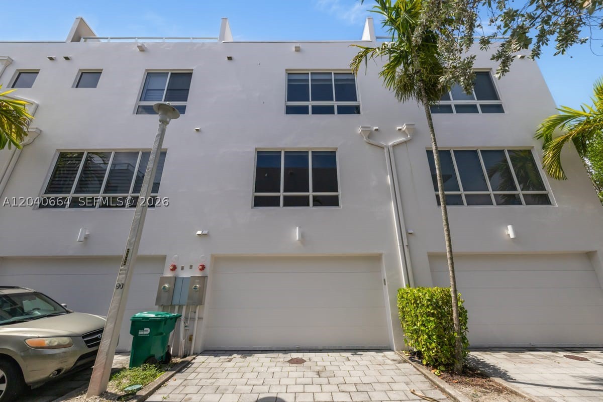 LANDMARK AT DORAL - Residential