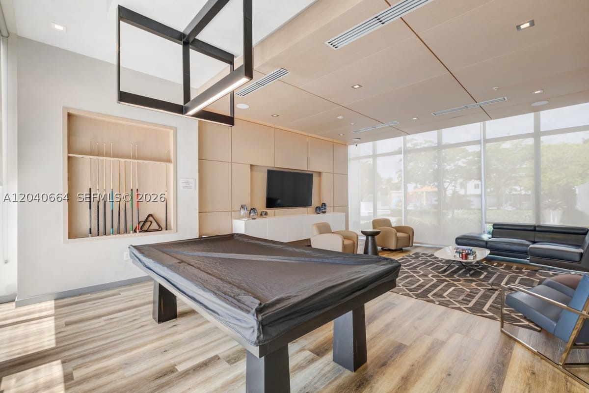 LANDMARK AT DORAL - Residential