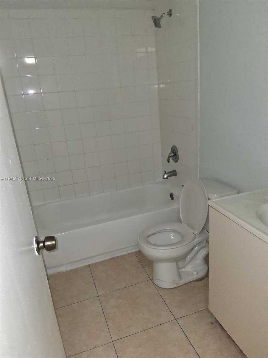 POINT SOUTH CONDO - Residential
