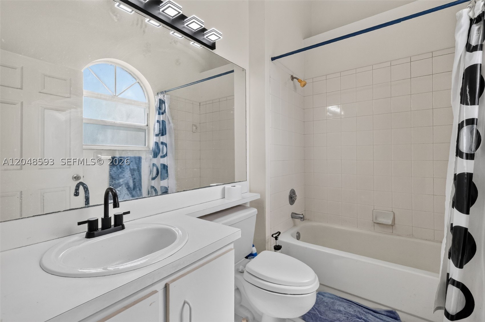 TWIN FOUNTAINS PHASE TWO - Residential