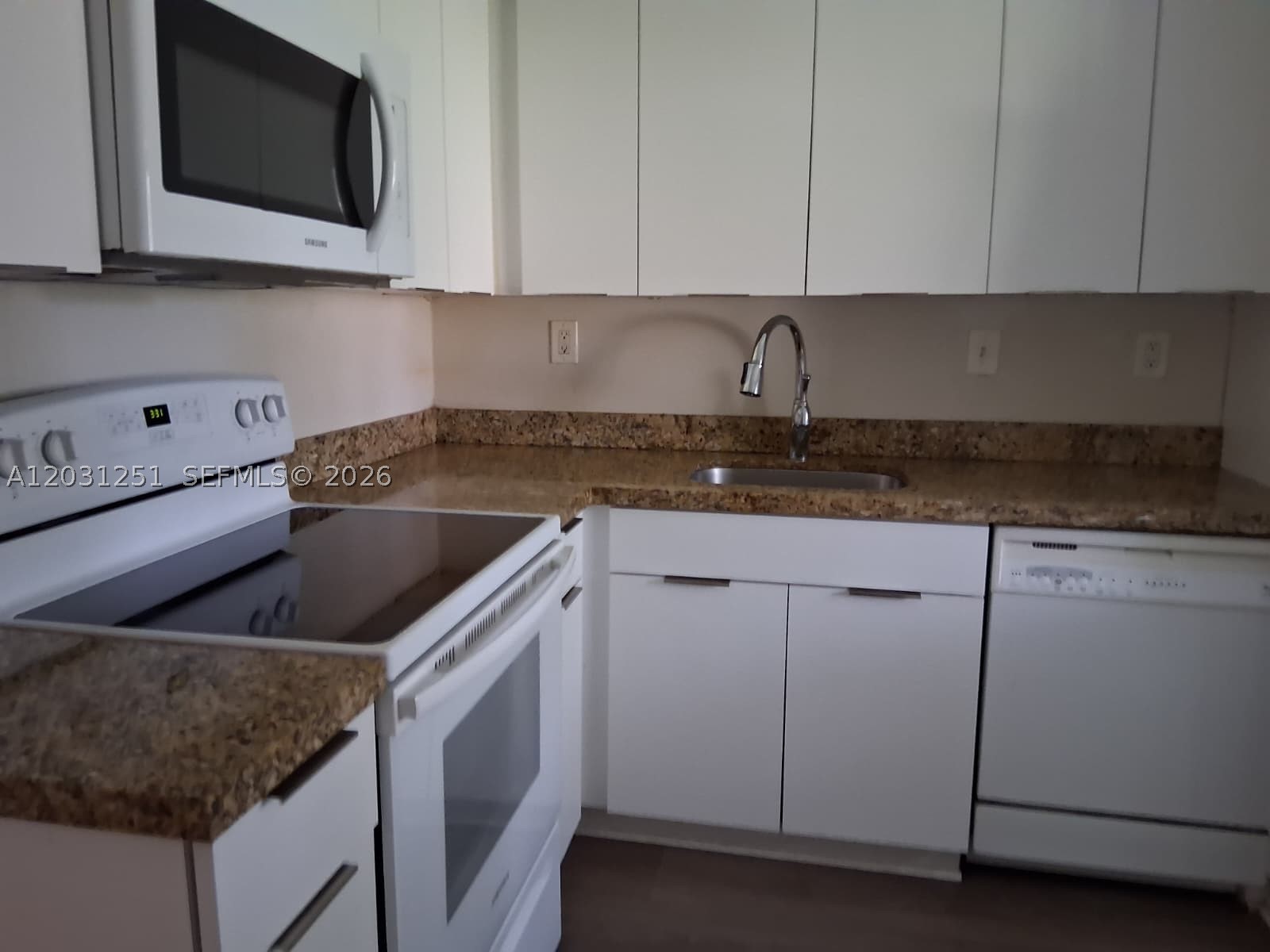 GARDENS NORTH THREE CONDO - Residential Lease