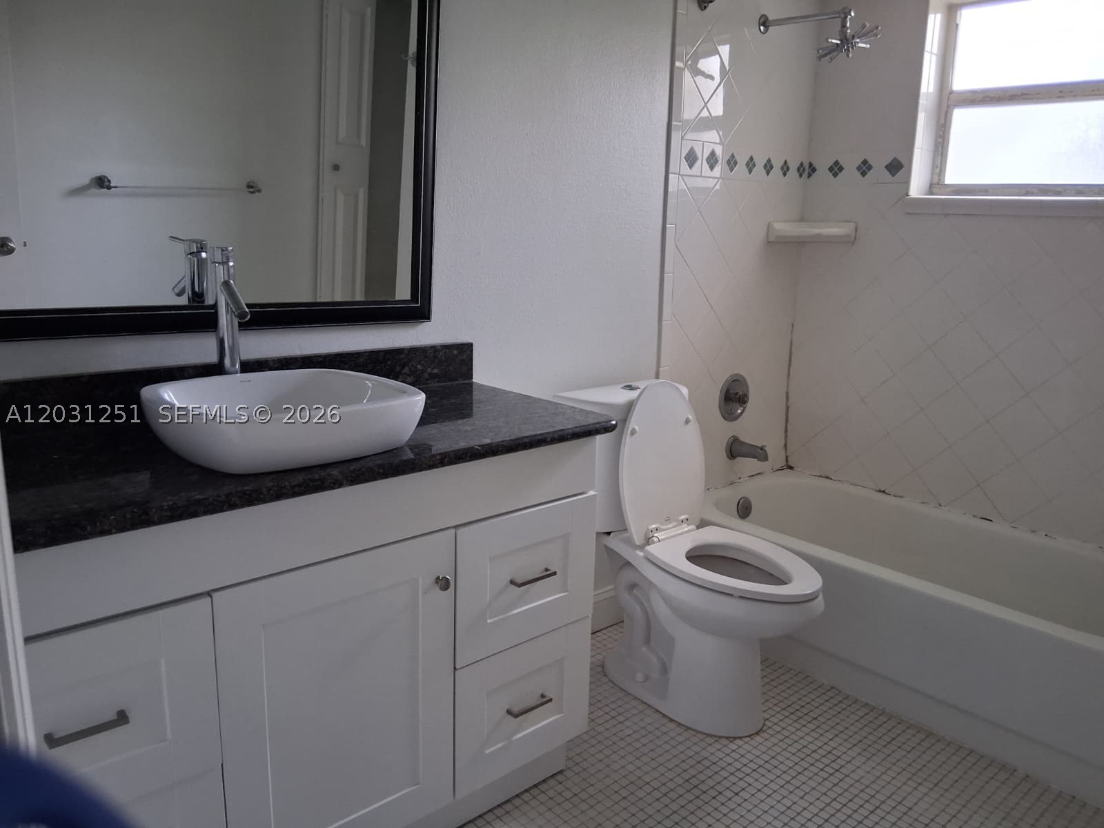 GARDENS NORTH THREE CONDO - Residential Lease