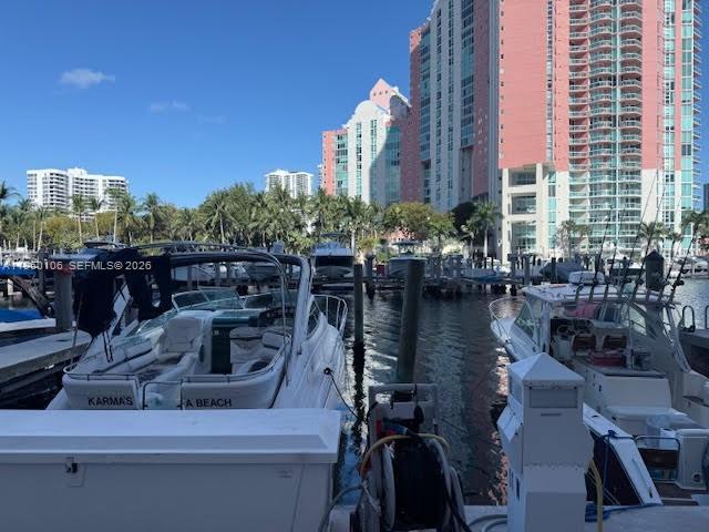 AVENTURA MARINA CONDO NUM - Residential
