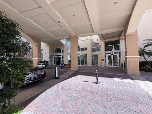 AVENTURA MARINA CONDO NUM - Residential