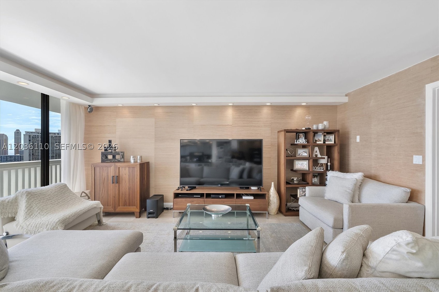 1000 ISL BLVD WILLIAMS IS - Residential