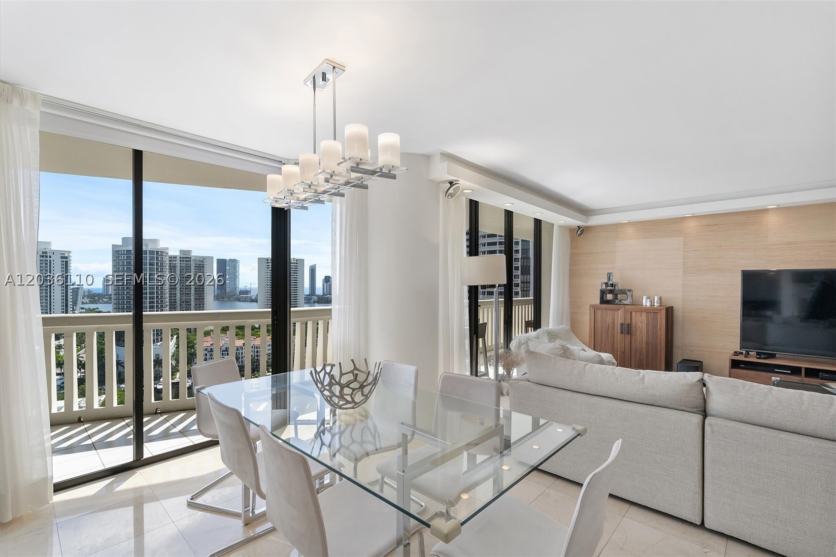 1000 ISL BLVD WILLIAMS IS - Residential
