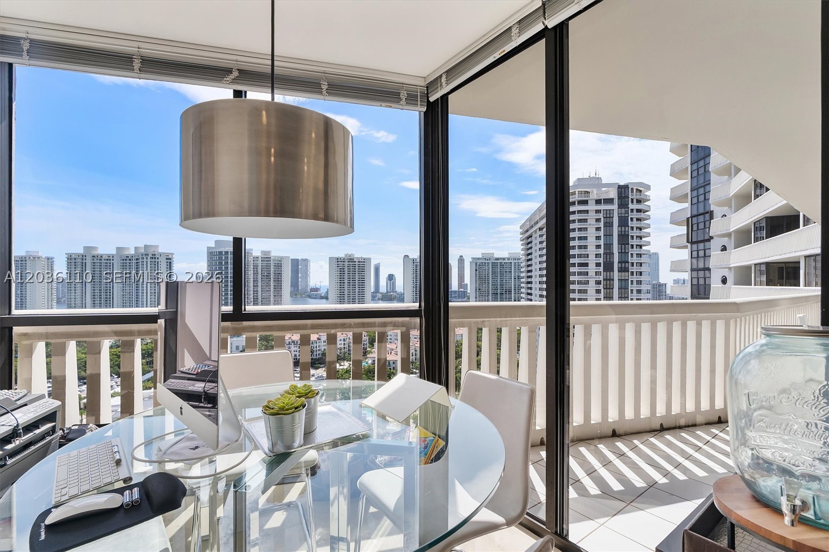 1000 ISL BLVD WILLIAMS IS - Residential