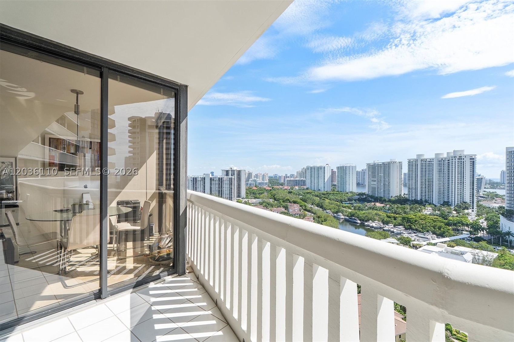 1000 ISL BLVD WILLIAMS IS - Residential