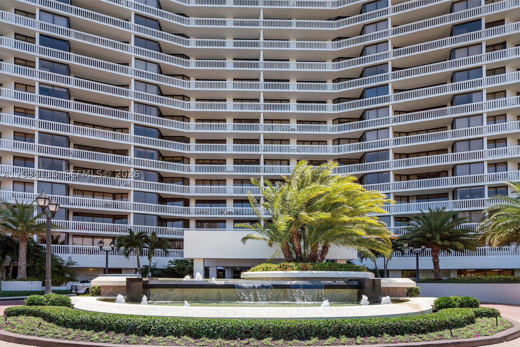 1000 ISL BLVD WILLIAMS IS - Residential