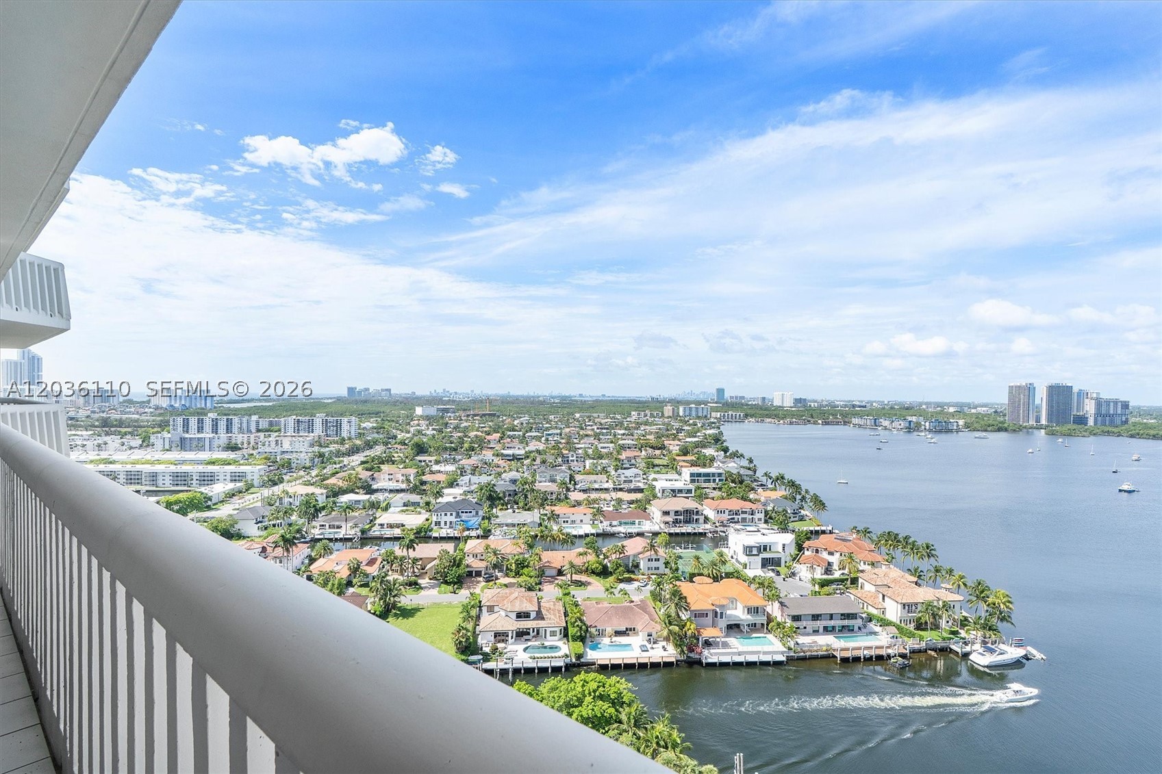 1000 ISL BLVD WILLIAMS IS - Residential