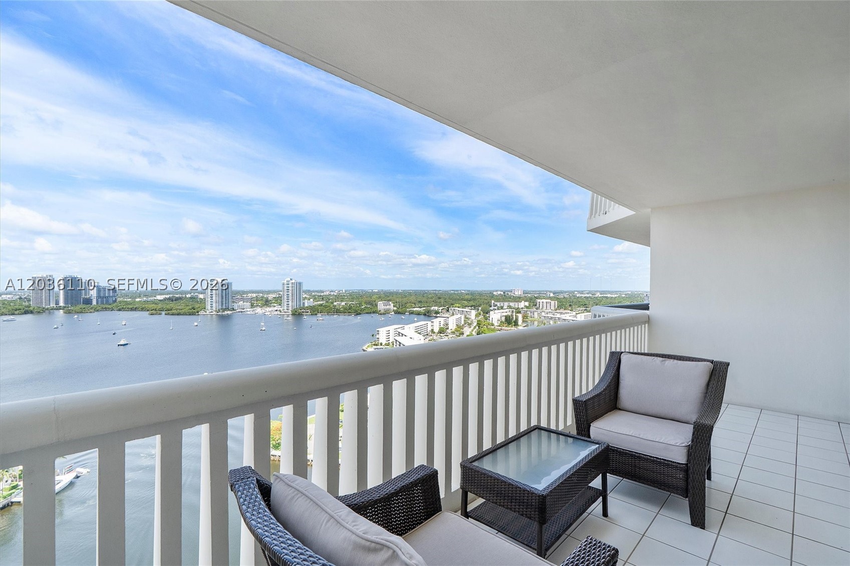 1000 ISL BLVD WILLIAMS IS - Residential