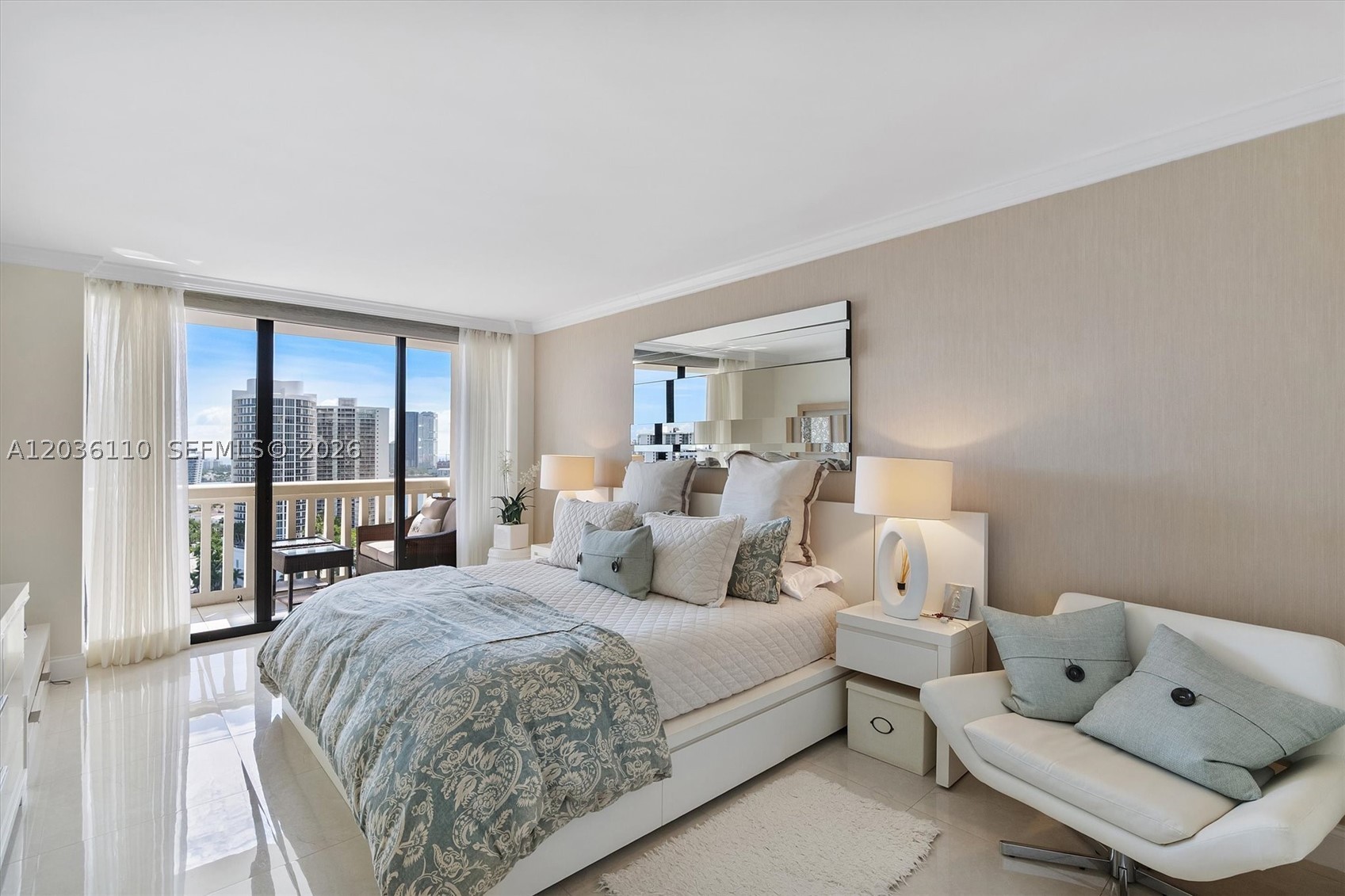1000 ISL BLVD WILLIAMS IS - Residential