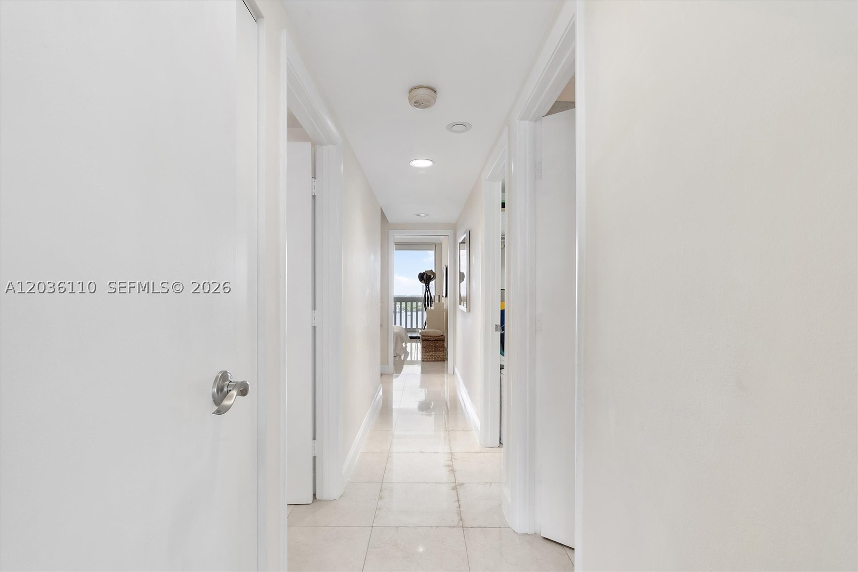 1000 ISL BLVD WILLIAMS IS - Residential