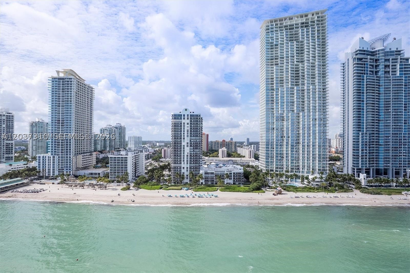 CARIBBEAN BREEZE CONDO - Residential Lease