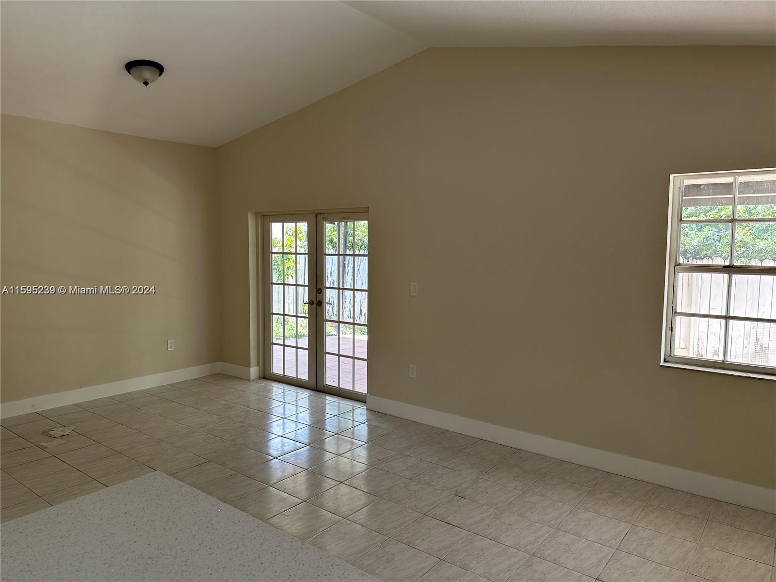 WEST PALM BEACH GARDENS - Residential Lease