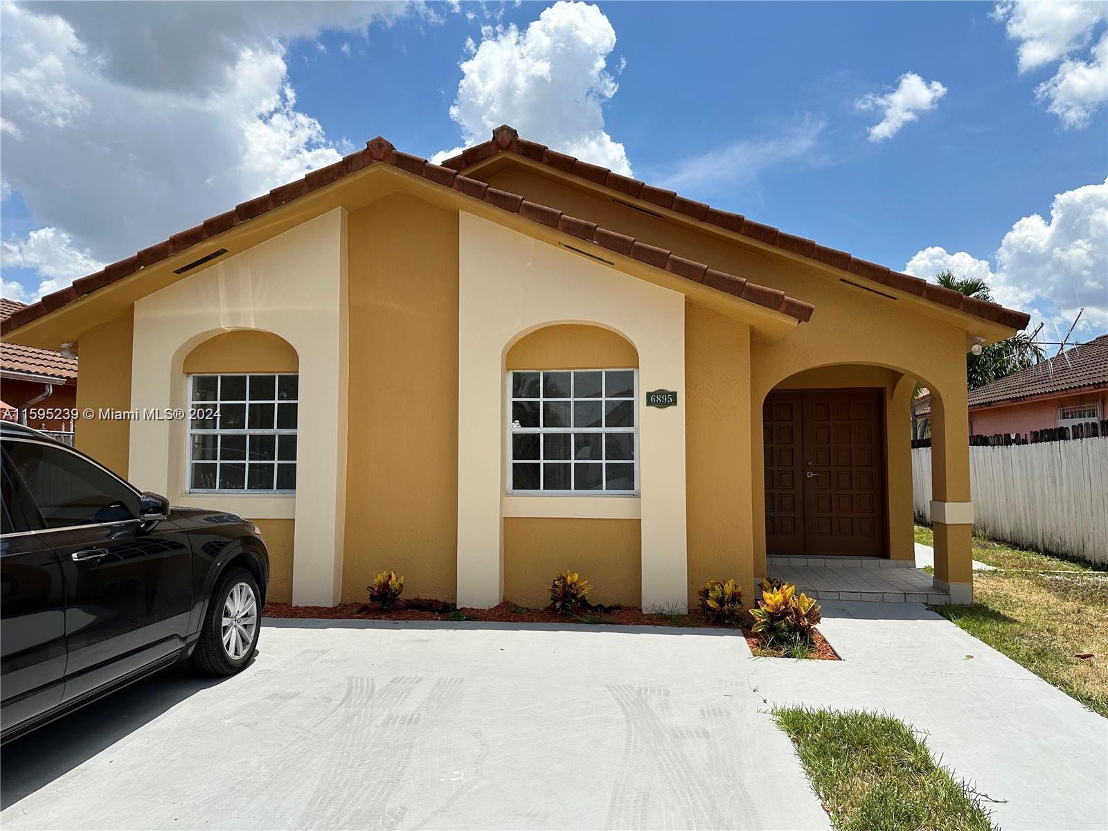 WEST PALM BEACH GARDENS - Residential Lease