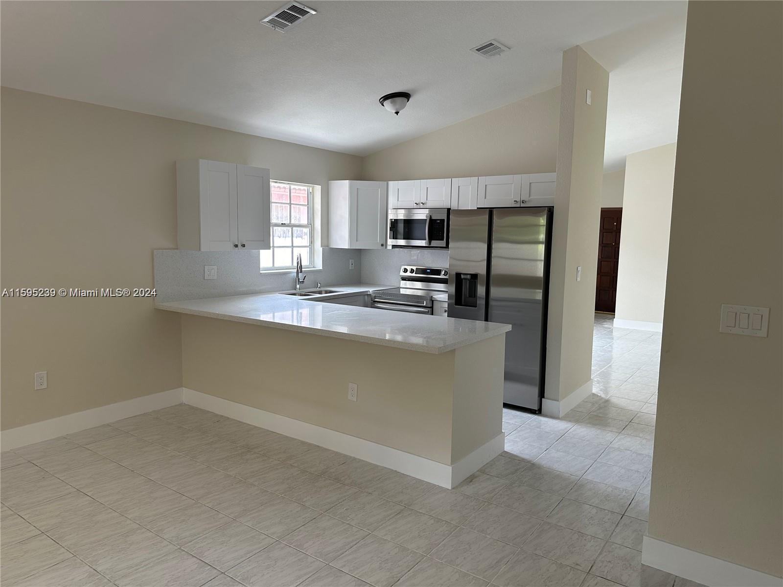 WEST PALM BEACH GARDENS - Residential Lease