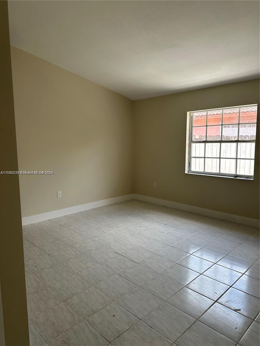 WEST PALM BEACH GARDENS - Residential Lease