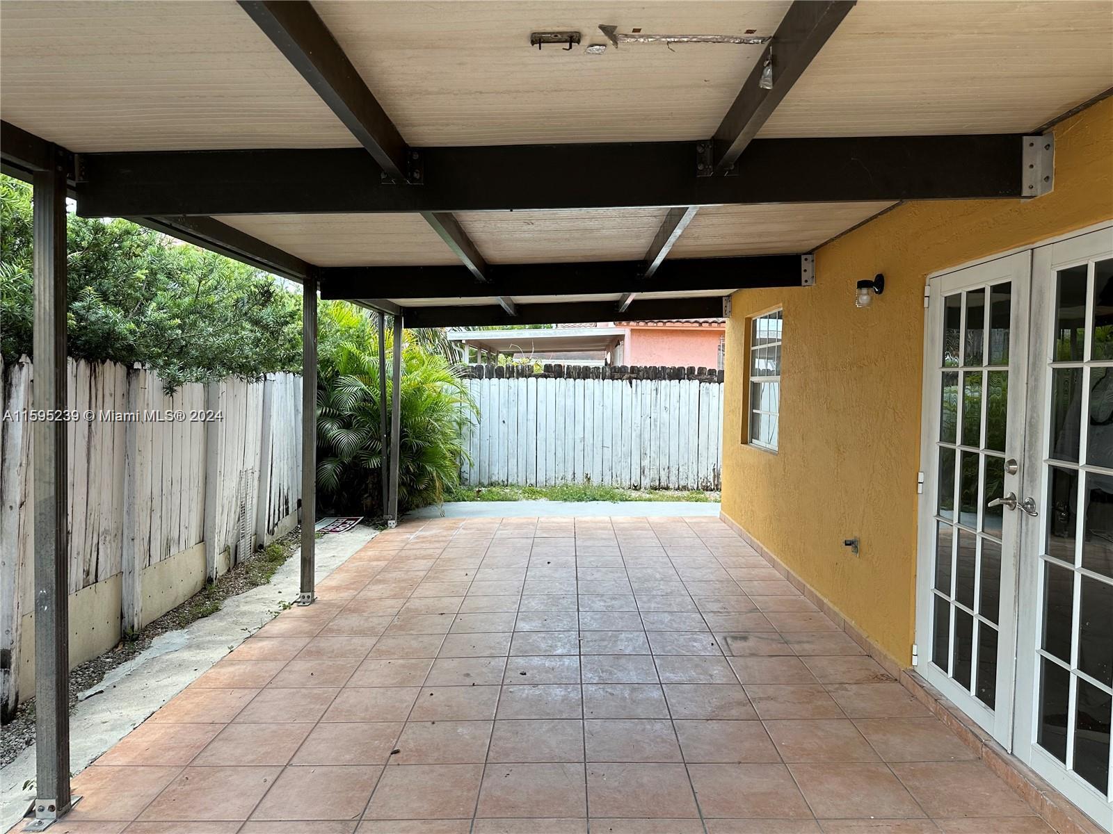 WEST PALM BEACH GARDENS - Residential Lease