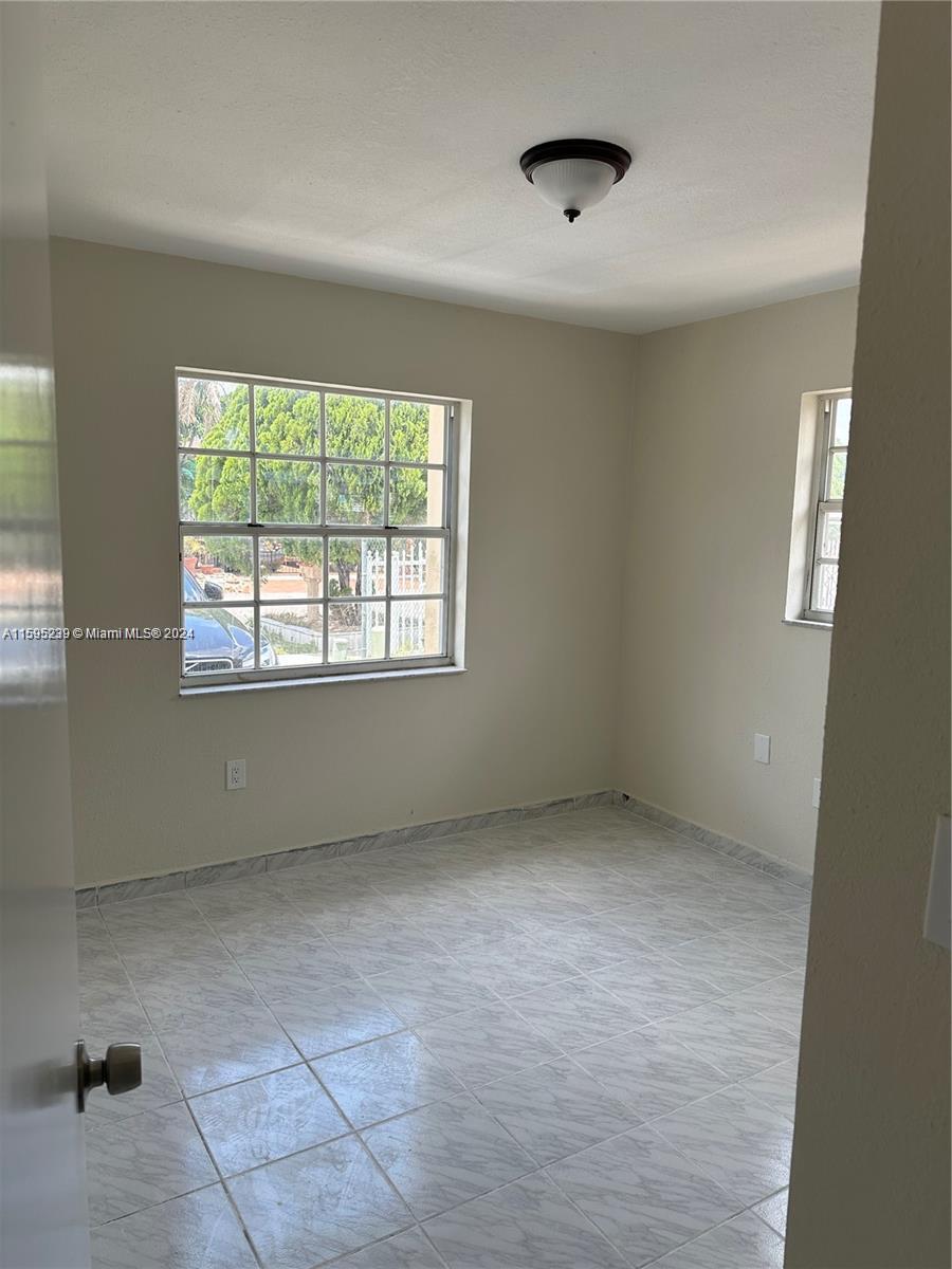 WEST PALM BEACH GARDENS - Residential Lease
