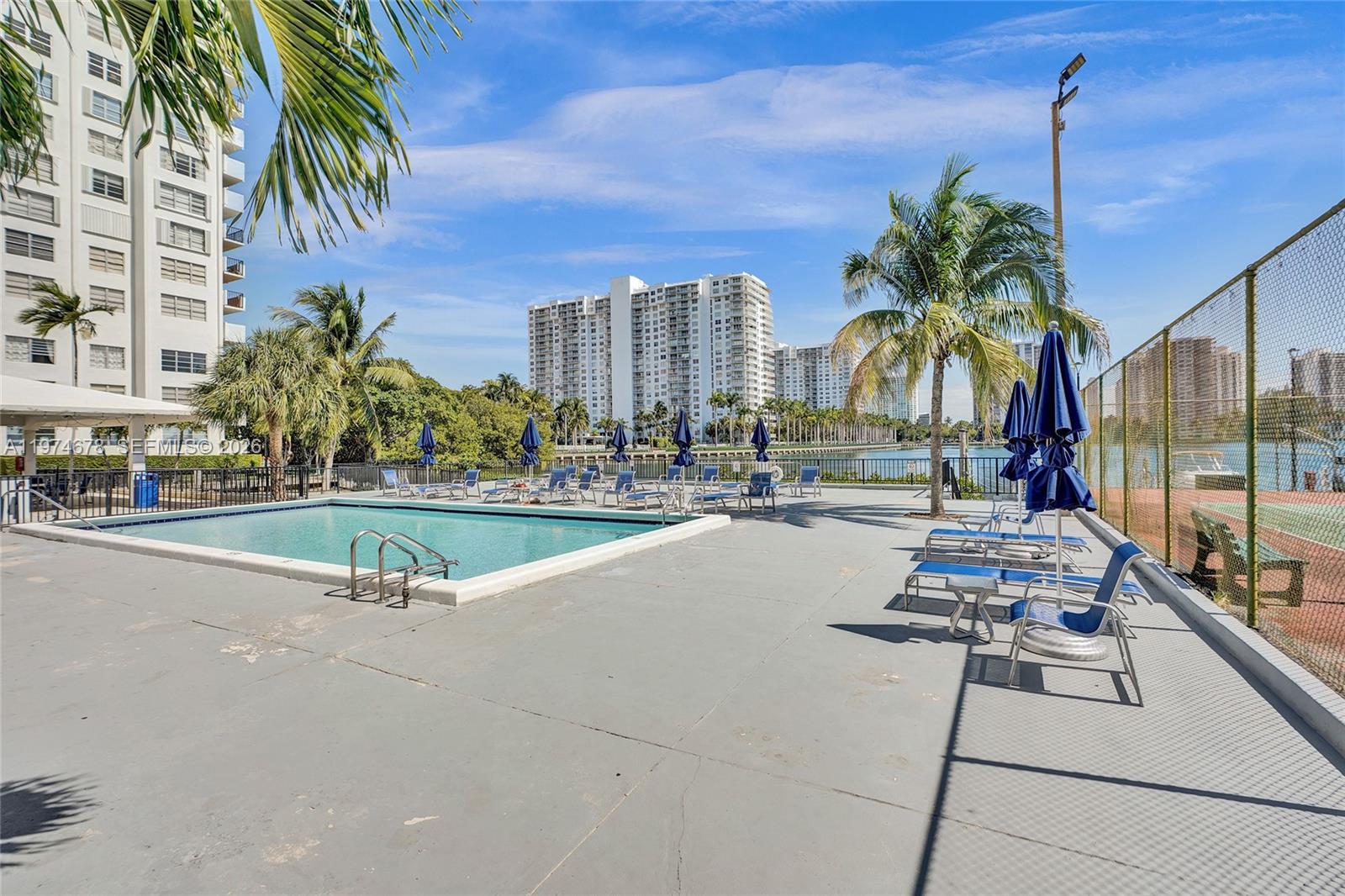 COMMODORE PLAZA CONDO - Residential