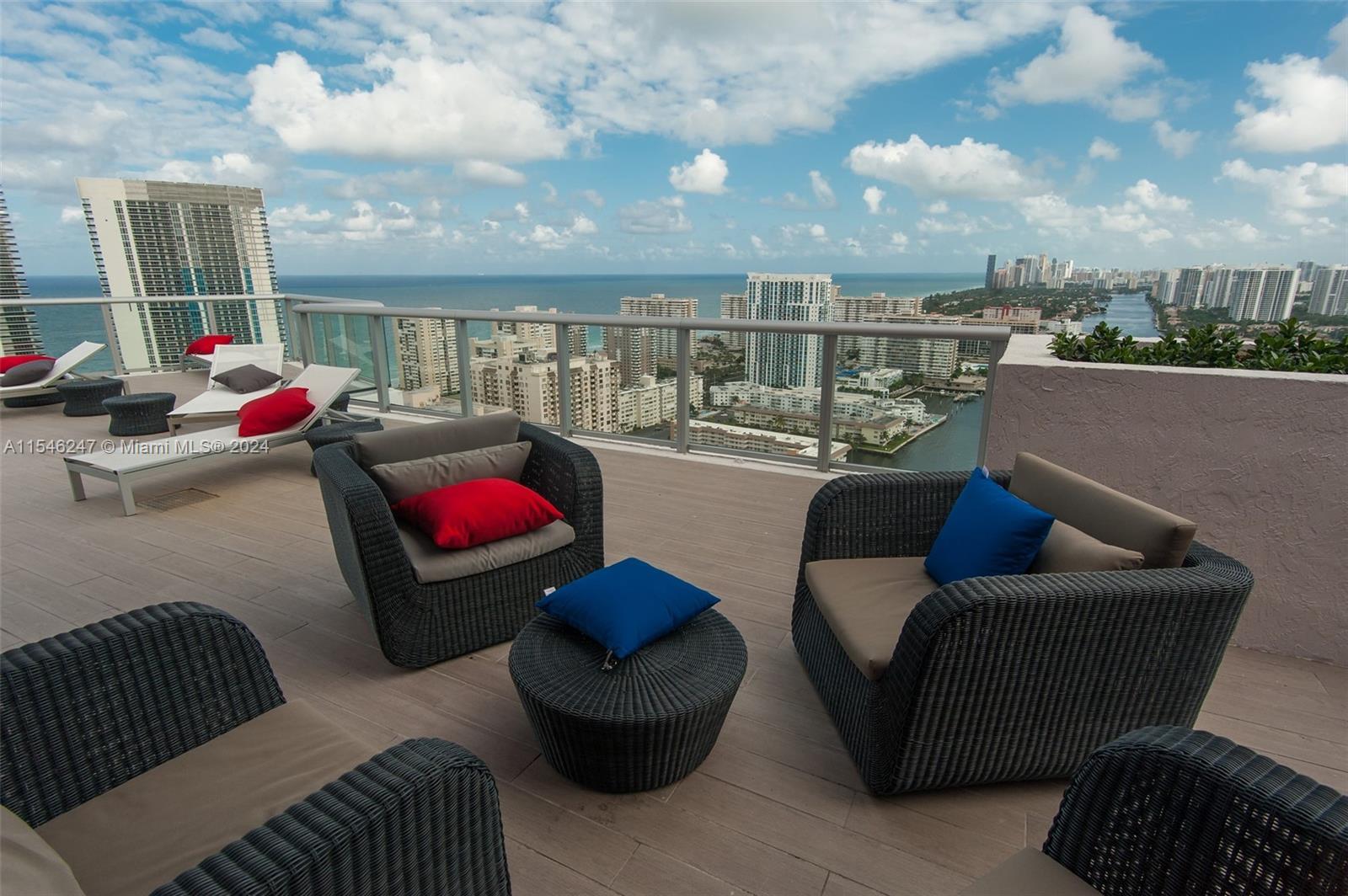 BEACHWALK CONDOMINIUM - Residential