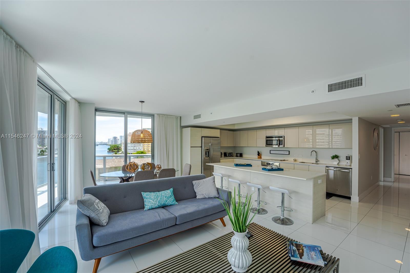 BEACHWALK CONDOMINIUM - Residential