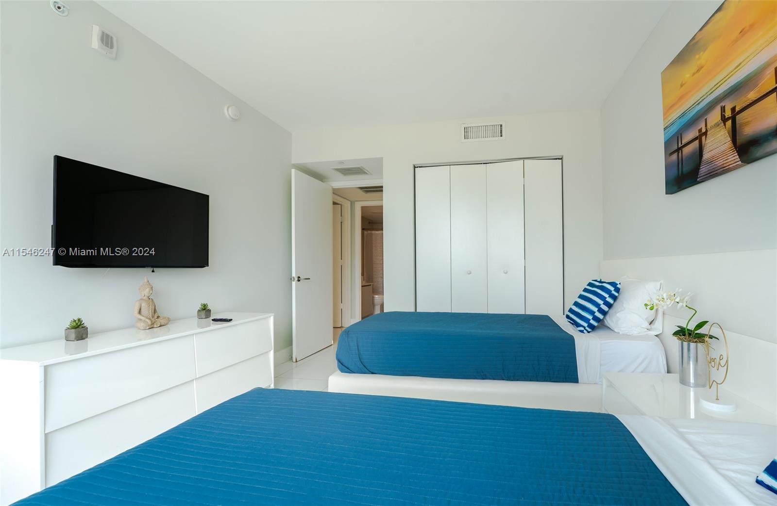 BEACHWALK CONDOMINIUM - Residential