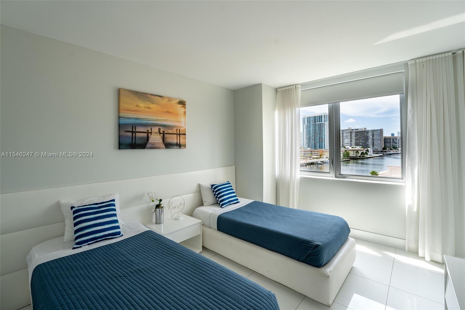 BEACHWALK CONDOMINIUM - Residential