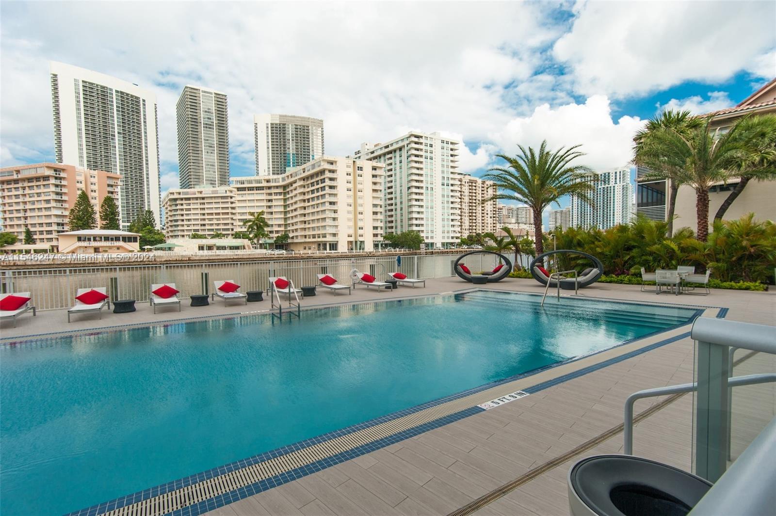 BEACHWALK CONDOMINIUM - Residential