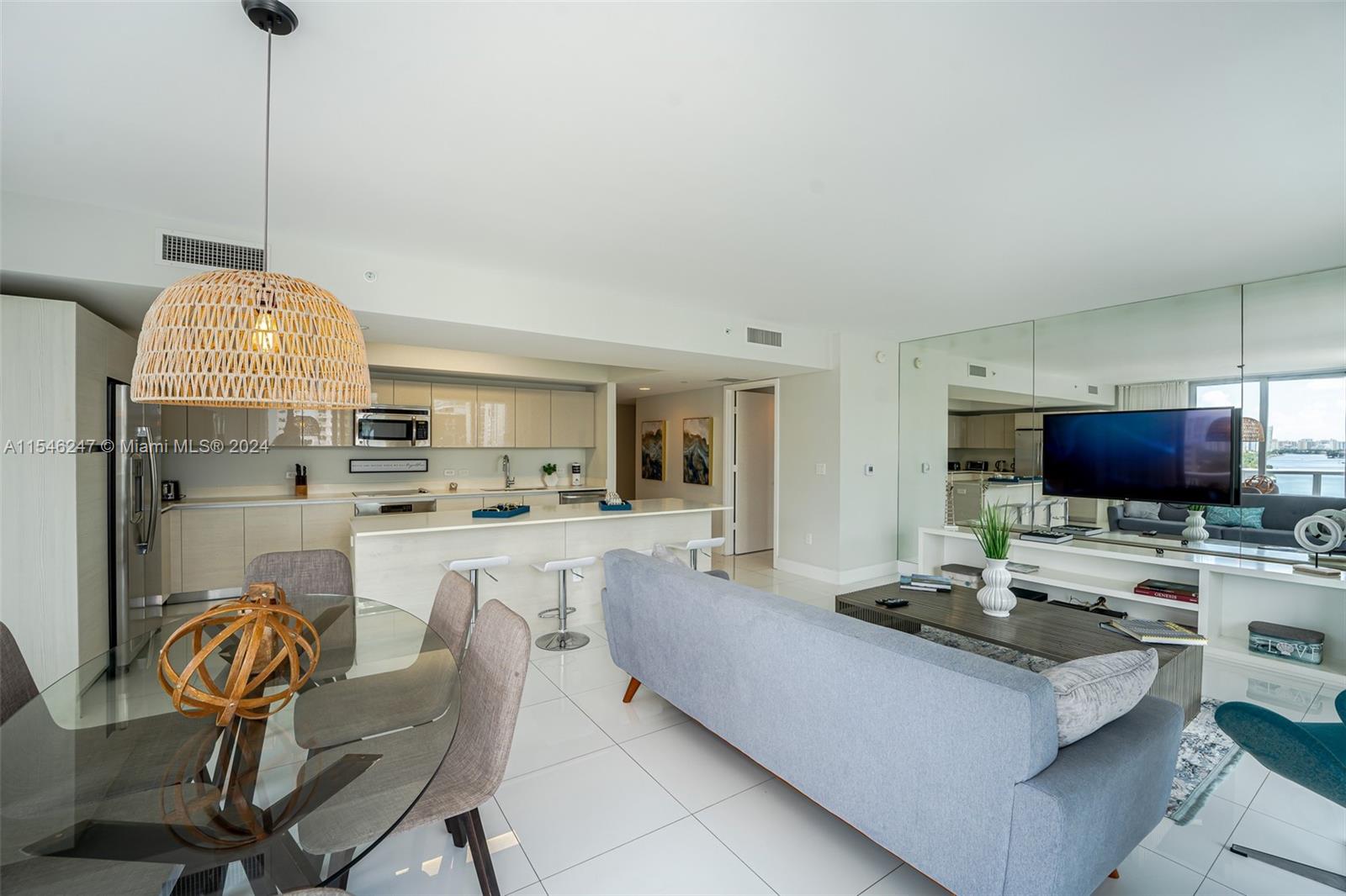 BEACHWALK CONDOMINIUM - Residential