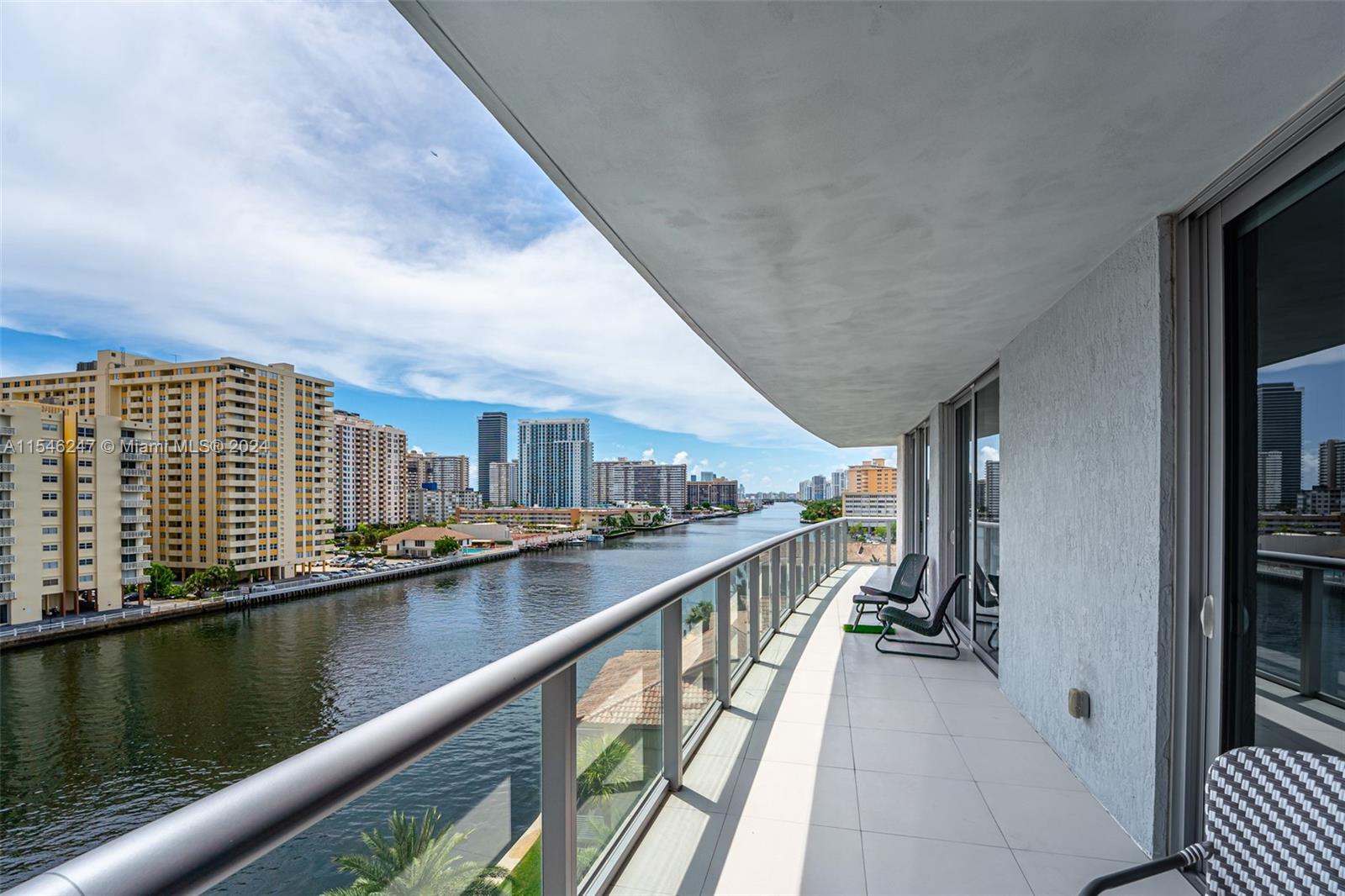 BEACHWALK CONDOMINIUM - Residential