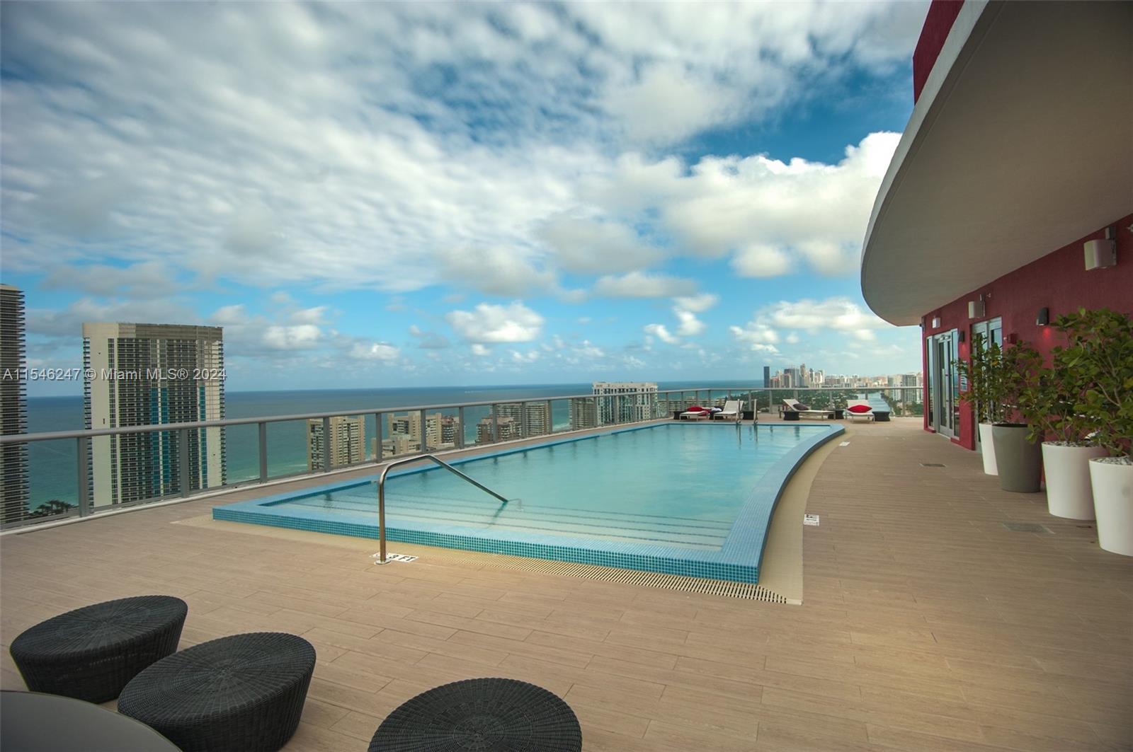 BEACHWALK CONDOMINIUM - Residential