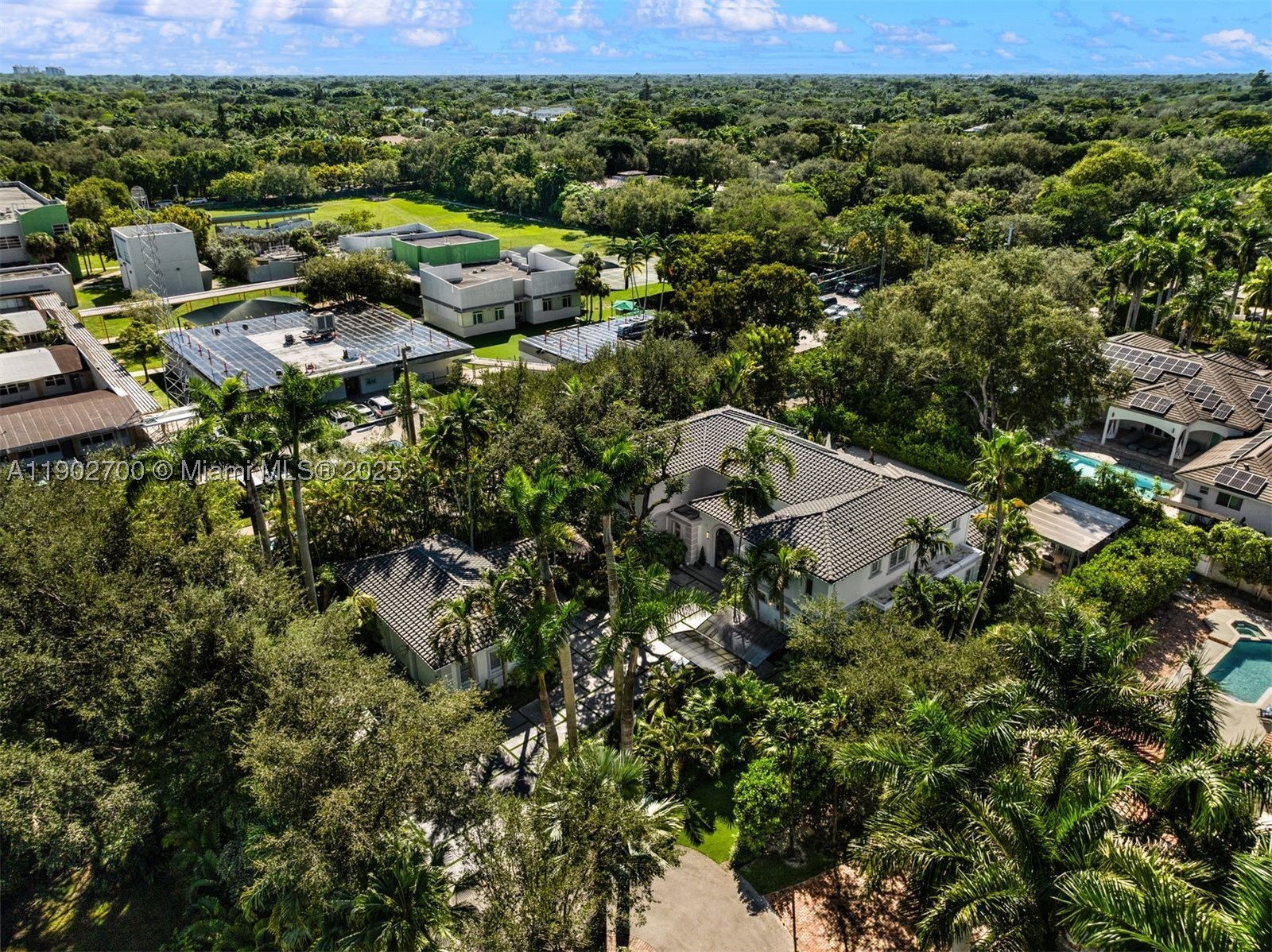 THE PALM ESTATES - Residential