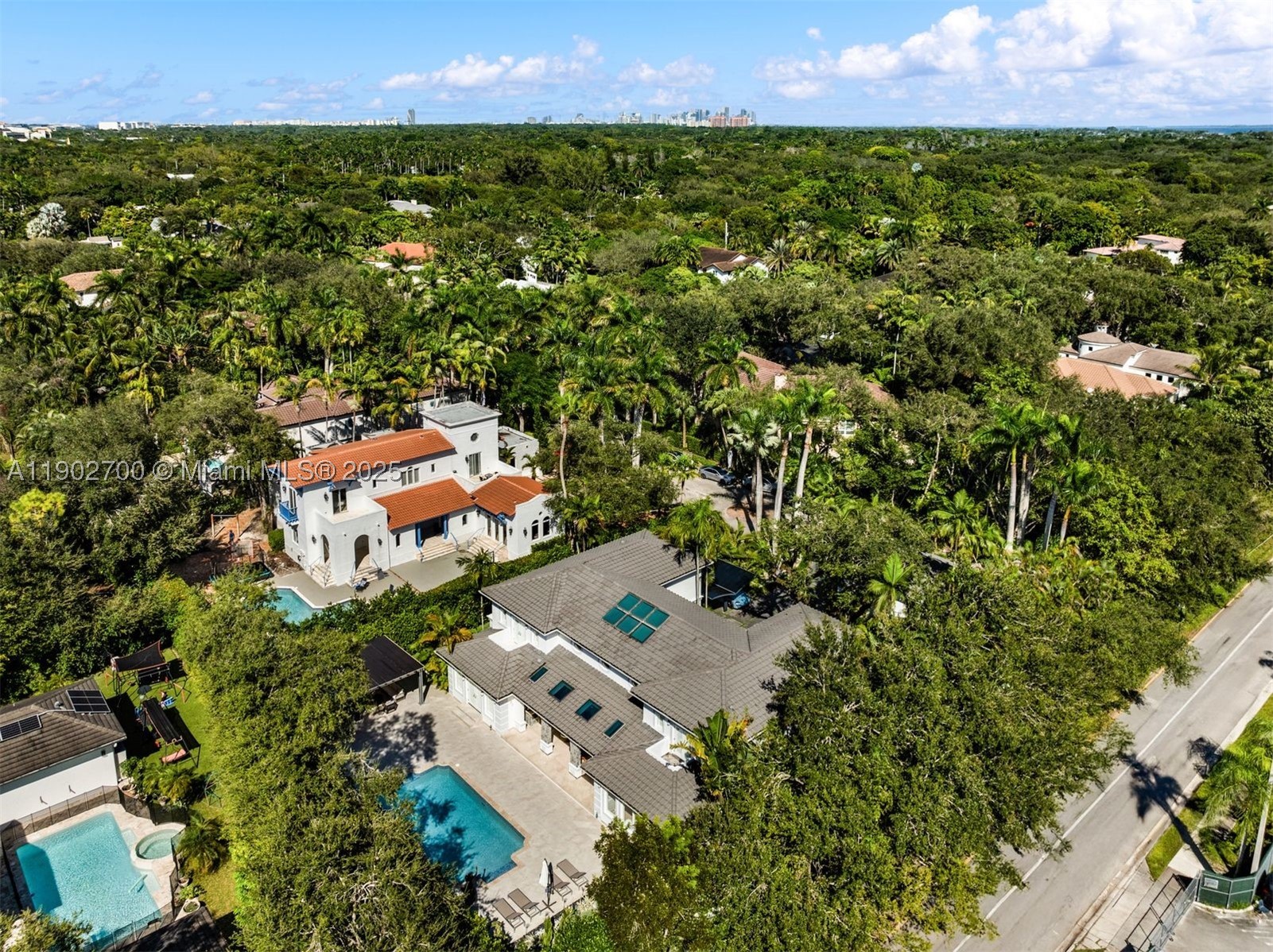 THE PALM ESTATES - Residential