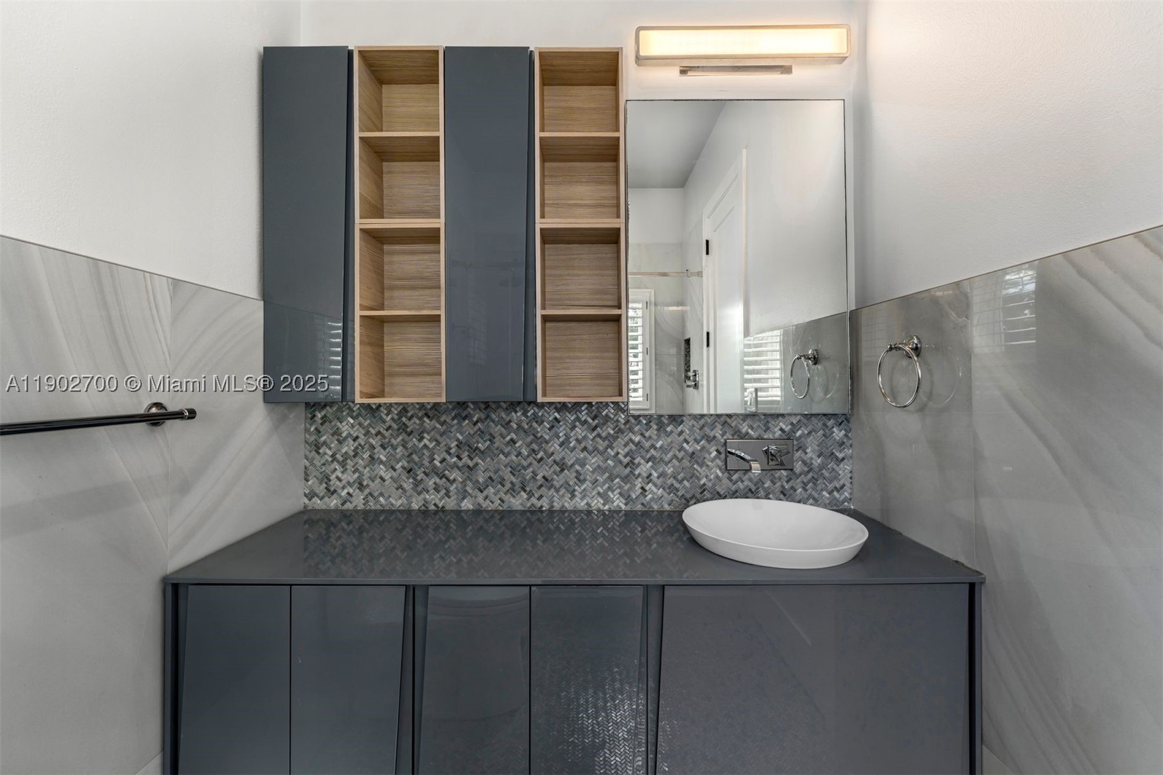 THE PALM ESTATES - Residential